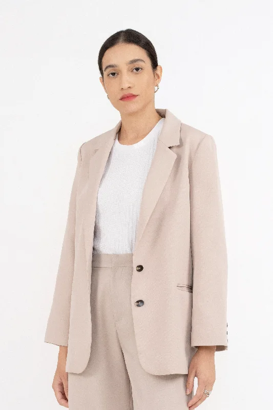 Value Deals Astrid Oversized Blazer in Beige