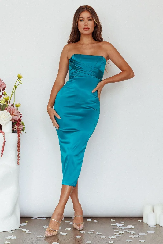 Discount Extravaganza Still Mine Strapless Midi Dress Green